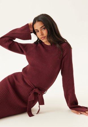 BUBBLEROOM - Round Neck Rib Knitted Maxi Dress - S