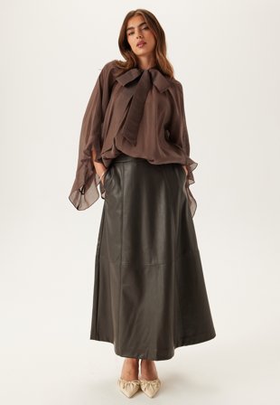 Bubbleroom - Wide Sleeve Bow Blouse - Dark brown - Kläder