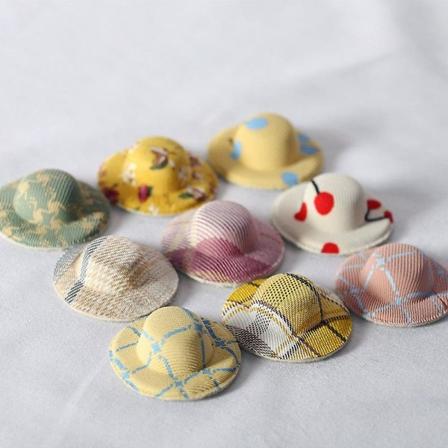Miniatyyrihuonekalut Lelut Nuketalo DIY Koriste Tarvikkeet Mini 1:12 Aurinkoahattu Sarjakuva Kukka
