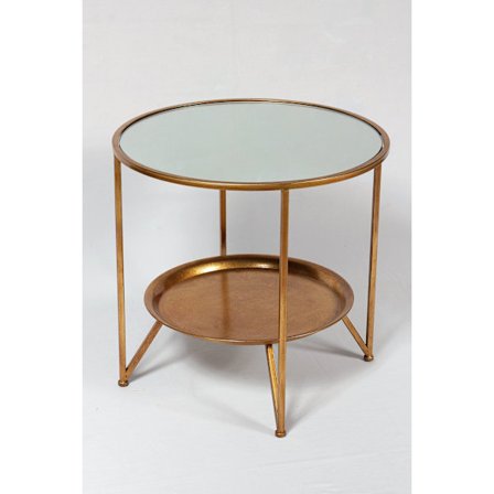 Det lilla bordet full av lyx