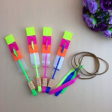 48 stk Fantastiske LED Lys Pil Raketoppskytnings Helikopter Flygende Leke Fest Morsom Gave Elastisk-God