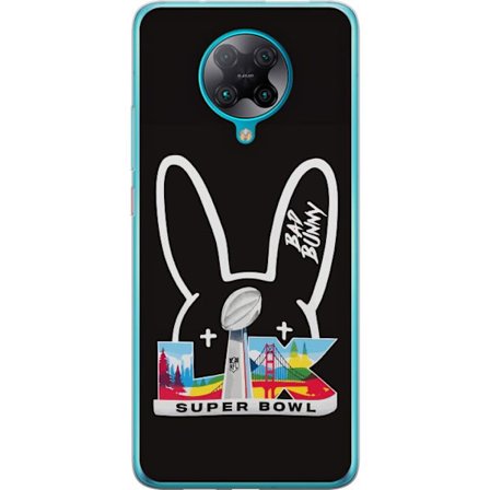 Kompatibel Mobilcover til Xiaomi Poco F2 Pro Bad Bunny portræt med åben skjorte, tatoveringer og krøllet hår i stilfuld modefotografering