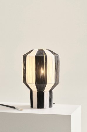 Jotex - Bordlampe Svart/hvit - ALCON - Kjøp Barnelamper hos Jotex