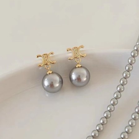 Nya Arc de Triomphe Pärlörhängen 2024