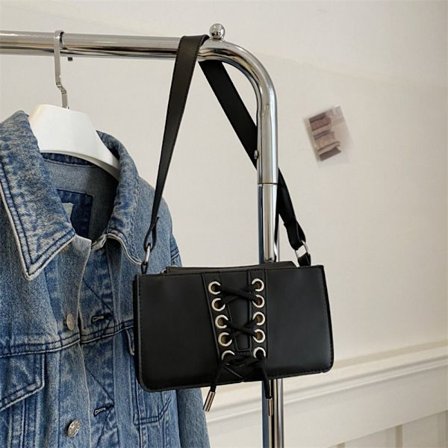 Kainalolaukut Olkalaukku MUSTA