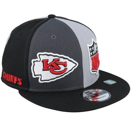 New Era - NFL Grå snapback Caps - Kansas City Chiefs 9FIFTY NFL Sideline 23 Gray/Charcoal/Black Snapback @ Hatstore