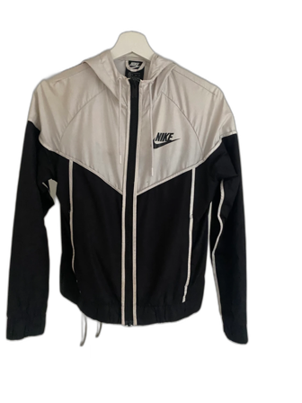 Nike Jacka