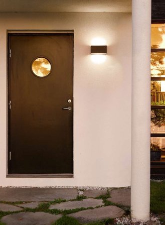 Asker 1513 utelampe opp/ned - grafitt