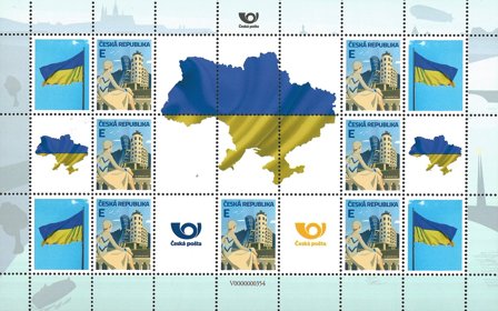Tjekkiet - Ukrainestøtte - Postfrisk ark med 7 mærker og vignetter