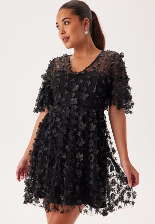 Bubbleroom Occasion - 3D Floral Butterfly Sleeve Dress - 36
