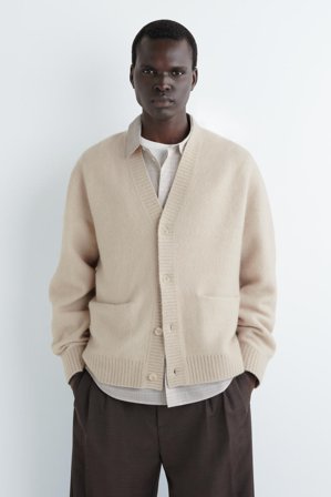 COS Homme Cardigan À Col En V En Laine Brossée in Beige