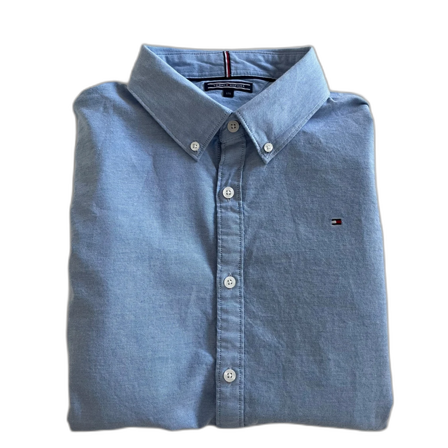 Ljusblå skjorta från Tommy Hilfiger