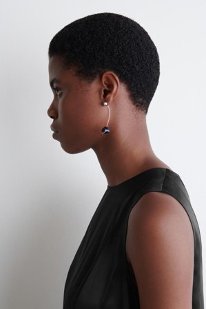 COS Women's Orecchini In Ceramica Con Filo Metallico in Argentato