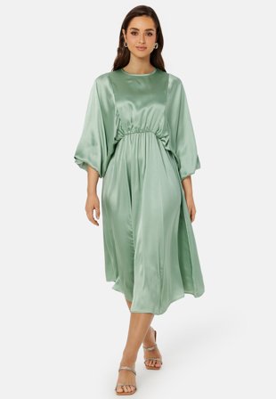 Bubbleroom Occasion-Khrista Satin Dress-M