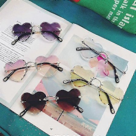 Hjärtsolglasögon Båglösa Tunna Metallbågar Hjärtformade Solglasögon Söta Glasögon För Kvinnor Blågrå