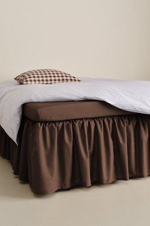 Jotex - Sengeteppe Med Volanger Økologisk Høyde 45 Cm Kaffe - ZACK - Kjøp Sengekapper hos Jotex