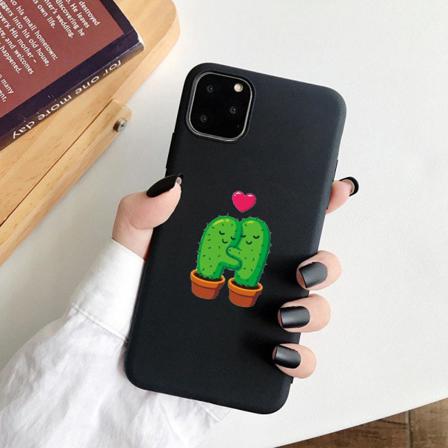 Iphone 12 & 13 Pro Max Mini Skal Två Kaktusar Kramas Black One Size