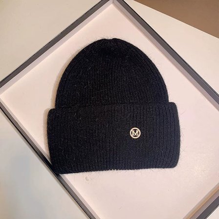 Stickad Vintermössa, Stickad Mössa med Bokstav, Mångsidig Varm Mössa, Höst- och Vintermössa med Öronskydd