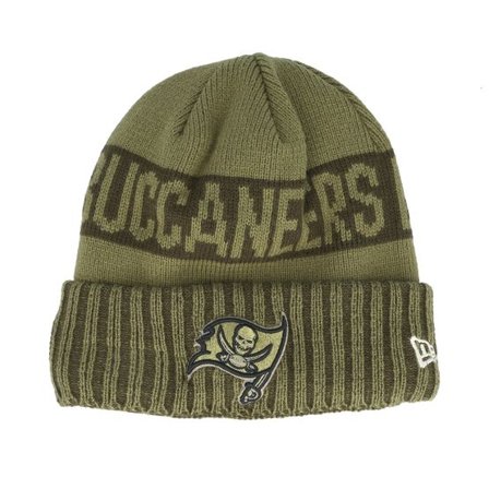 New Era - NFL Grön cuff Beanie - Tampa Bay Buccaneers NFL Salute To Service Green Knit Cuff @ Hatstore