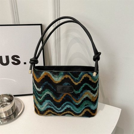 Skuldertaske underarmstaske B B