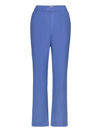 Lr-Asta Levete Room Blue