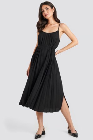 MANGO Plisado Dress - Kleider mit Gürteln - Schwarz - Large