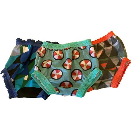 Trosor i trikå till Lillan, dockkläder