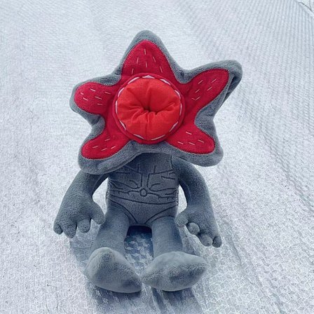 Stranger Things plysjleker, Stranger Things Demogorgon plysj merchandise