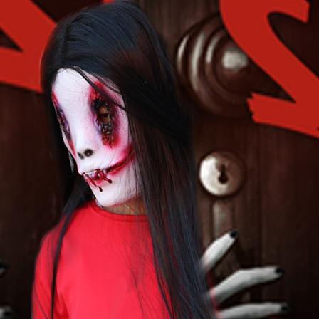 Halloween skräck kvinnlig spökmask escape room rekvisita