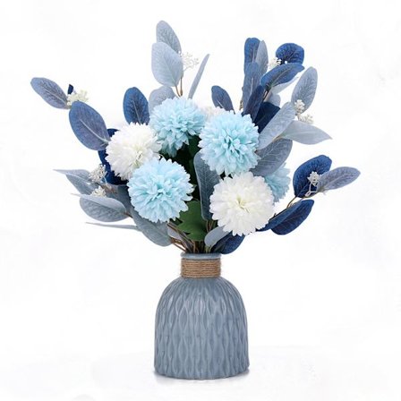 Kunstige blomster med vaser, der bruges til broderidekoration i