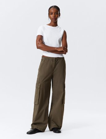 Weekday Cargo Trousers - Khaki green - 34