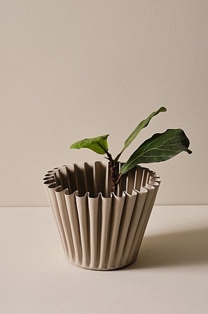 Jotex - Kruka ø 24,5 Cm Beige IRIS - Köp Krukor hos Jotex