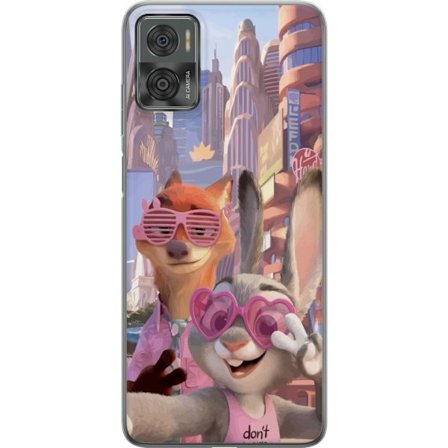 Yhteensopiva Puhelinkuori Motorola Motorola Moto E22i Animoituja eläimiä aurinkoisessa kaupunkiympäristössä, joilla on pinkit aurinkolasit ja pos