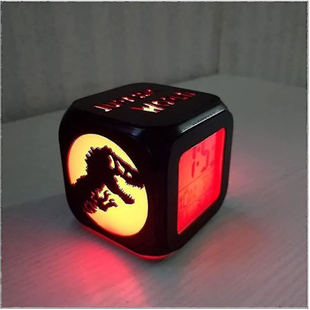Jurassic Park Dinosaur 3D Stereo Mini-vekkerklokke Kreativ LED Nattelys Elektronisk Klokke Sengelampe Soverom Stemningslys - Med USB-laderkabel