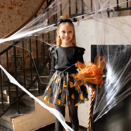 Halloween Svart Tyllkjol Med Pumpor 30cm - Halloween Dekoration - Kalaslagret.se