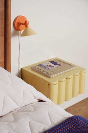 Jotex - Veggmontert Nattbord Gul - VALLMO - Kjøp Nattbord hos Jotex