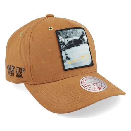Mitchell & Ness - Beis Gorra - Hatstore Exclusive x Boston Bruins Bobby Orr NHL Vintage Pro Crown Camel Adjustable @ Hatstore
