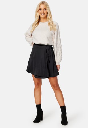BUBBLEROOM Tallulah Satin Skirt Black Klær