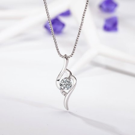 Koreansk stil Mori Konstnärlig Rhinestone Zirkon Cupid Hänge Kvinnlig Bästsäljare På Douyin Hänge Choker Modesmycken