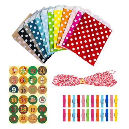 Sett med 24 Julegaveesker Cookies Candy Bags 1-24 Adventskalender Klistremerker String Bryllupsgaveforsyninger