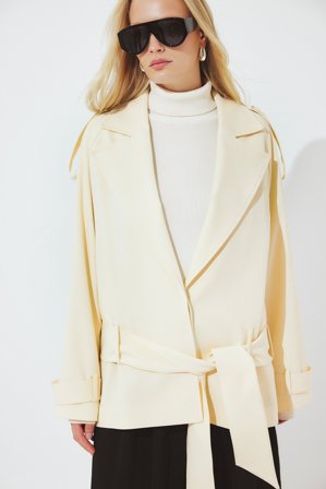 NA-KD Trench mi-long en tissu doux avec ceinture - Trenchcoats - Beige - EU 38