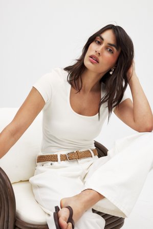 NA-KD Top mit eckigem Ausschnitt - T-Shirts - OffWeiß - S (EU 34-36)