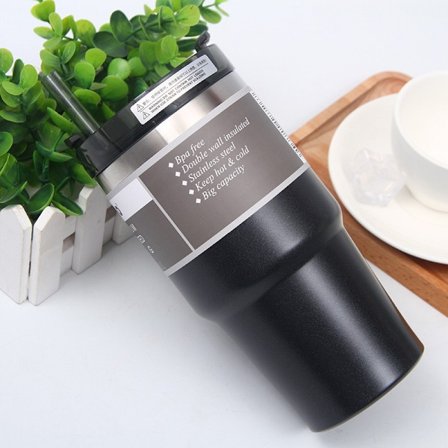 SAYTAY Klassisk Tumbler 20 oz Rostfritt Stål Dubbelvägg Vakuumisolerad Tumbler Resemugg med Lock (Svart)
