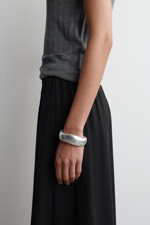 COS Women's Chunky Curved Bangle in Silver