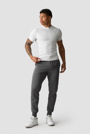 ICANIWILL - Everyday Tapered Sweatpants Charcoal Grey - Housut - Miehet - Treenivaatteet ICIW:ltä