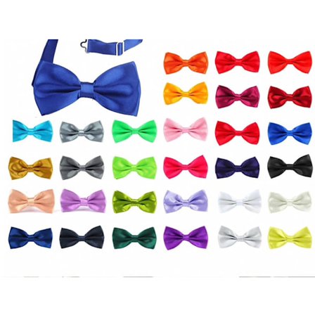 Enfärgad slips, perfekt till kavaj och kostym