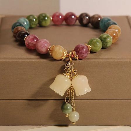 Fashion Natural Stone Armband Elegant Liljen I Dalen Blomman Hängande Elastisk Pärlad Armband För Kvinnor Party Smycken Gif T BR24Y0288