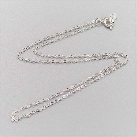 Unisex 45 cm. lång nickelfri silverpläterad kedja 1,5 mm. bred