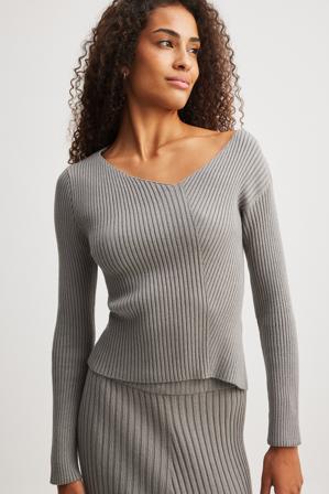 NA-KD Pull asymétrique en maille côtelée - Pulls - Gris - Small