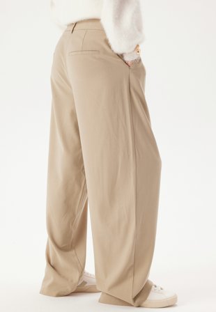 Pieces - Pcpruisa Lw Baggy Pants - Crockery - Kläder - - Bubbleroom